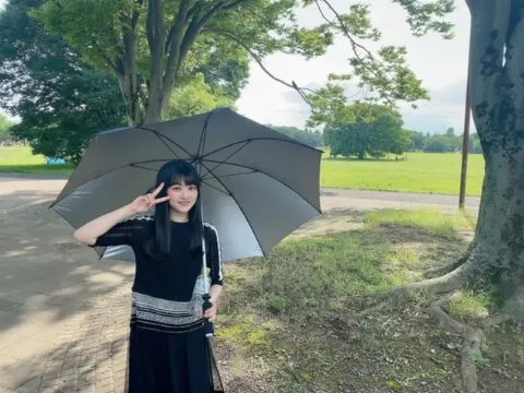 原田 葵｜ぱっつんがいいのにすぐに伸びてくる前髪。むむむ嫌い。😑😑（2020-07-07）｜2枚目
