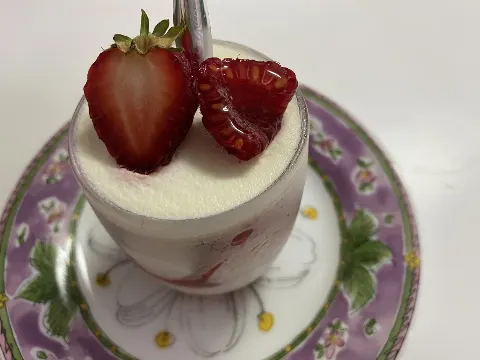 原田 葵｜ままがマスカット買ってきて冷やしておいてくれた✌︎最高に最高です☺︎ありがとうございます☺︎（2020-07-13）｜2枚目