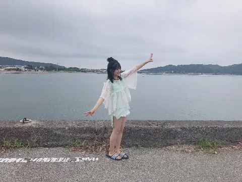 原田 葵｜1週間お疲れさまでした、☺️（2019-08-10）｜2枚目