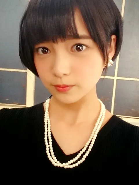 平手 友梨奈｜(｡>_<｡)（2016-01-26）｜3枚目
