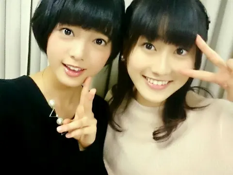 平手 友梨奈｜(∩´﹏`∩)（2016-01-28）｜2枚目