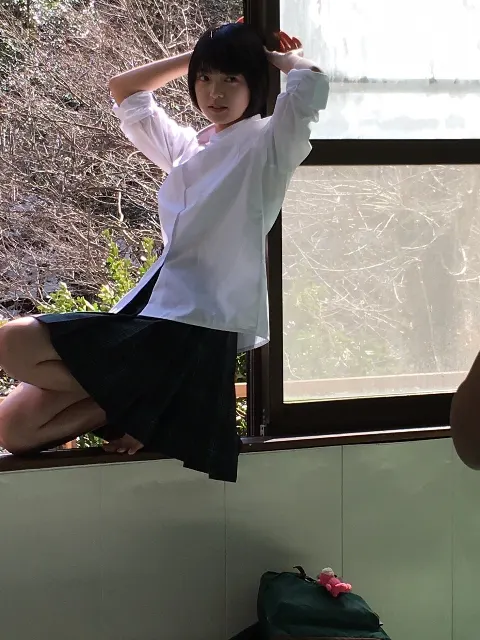 平手 友梨奈｜٩(๑>∀<๑)۶（2016-03-04）