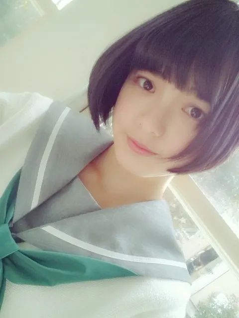 平手 友梨奈｜٩(๑>∀<๑)۶（2016-03-04）｜3枚目