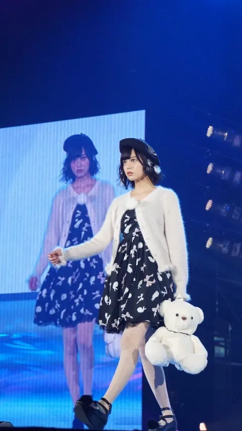 平手 友梨奈｜( .. )（2016-10-09）