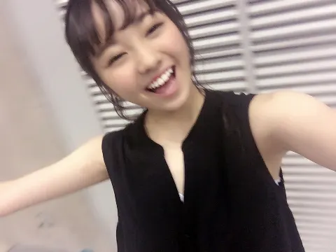 今泉 佑唯｜ぶりっこ。（2016-08-31）｜2枚目