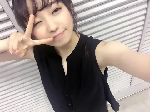 今泉 佑唯｜なんでしょう〜〜（2016-10-03）｜2枚目