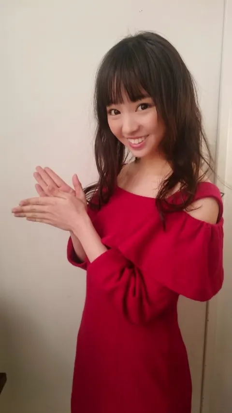 今泉 佑唯｜ギュッと。（2017-01-12）｜2枚目