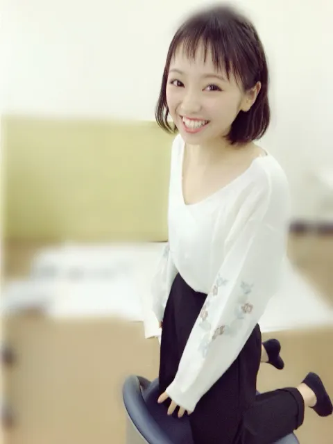 今泉 佑唯｜ちょっとした楽しみ ♡︎ʾʾ（2017-10-14）｜2枚目