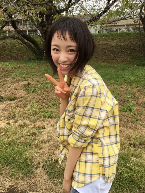 今泉 佑唯｜今日はまだやってない✌︎⋆*（2017-11-03）｜3枚目