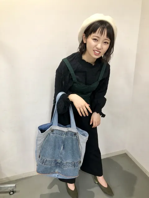 今泉 佑唯｜かばんの中には、、（2018-01-11）｜3枚目