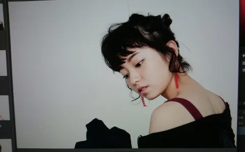 今泉 佑唯｜9変化👗（2018-01-13）｜3枚目