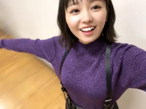 今泉 佑唯｜え、自分でメイクできないでしょ?って思うでしょ!ええ!できませんとも😚でも欲しくなるお年頃さ〜（2018-02-10）