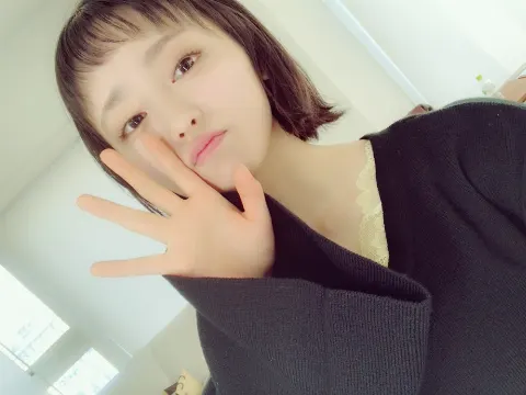 今泉 佑唯｜お洋服も直感で買うタイプ。…なのでよく失敗します。（2018-02-11）