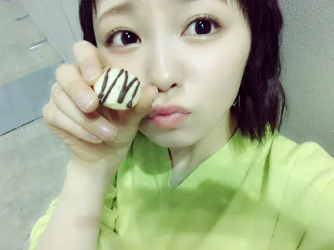 今泉 佑唯｜いつもいつも、1人で楽しみすぎててごめんね(><)（2018-02-13）｜7枚目