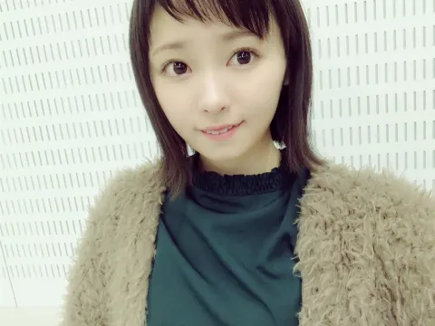 今泉 佑唯｜待ってたぞ〜（2018-03-29）｜2枚目