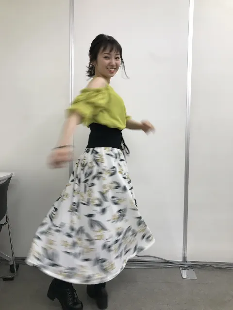 今泉 佑唯｜はい、チーズ👋って言われた瞬間動くのが好き（2018-04-29）｜2枚目