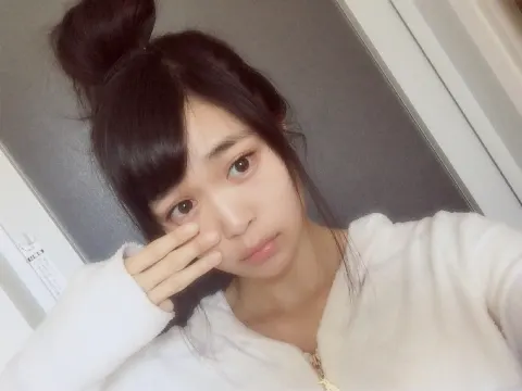 石森 虹花｜虹花からメールです\ ♪♪ /むむむ～(  ˊ꒳ˋ ) ᐝ（2016-11-26）