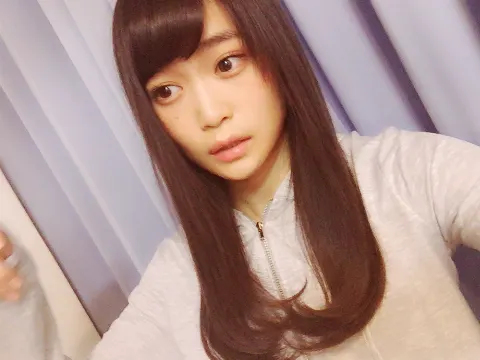 石森 虹花｜虹花からメールです\ ♪♪ /お知らせです♡*°（2016-12-13）｜3枚目
