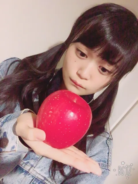 石森 虹花｜虹花からメールです\ ♪♪ /1♥22（2017-01-24）｜3枚目