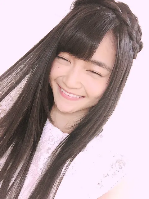 石森 虹花｜虹花からメールです\ ♪♪ /（2017-01-30）