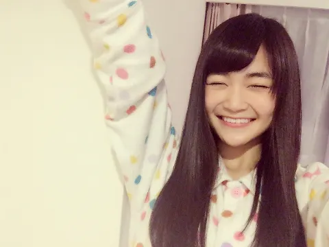 石森 虹花｜虹花からメールです\ ♪♪ /ありがとう、ありがとう、伝えきれないこの想い。（2017-02-11）
