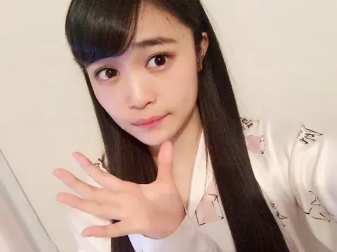 石森 虹花｜虹花からメールです\ ♪♪ /チワワ（2017-03-03）