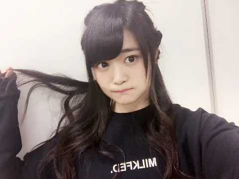 石森 虹花｜虹花からメールです\ ♪♪ /ちょっと久しぶりになってしまった。。。。（2017-04-14）｜2枚目