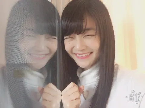 石森 虹花｜虹花からメールです\❤︎/さよなら10代。（2017-05-07）｜2枚目