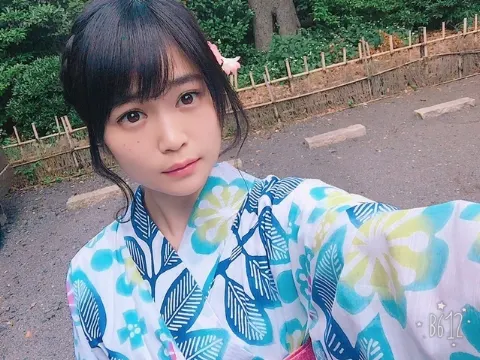 石森 虹花｜虹花からメールです\❤︎/すこーし。（2017-06-16）｜3枚目