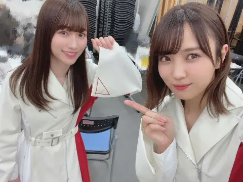 小林 由依｜新年＊（2021-01-07）｜3枚目
