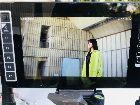 小林 由依｜オレンジ＊（2020-12-28）｜3枚目