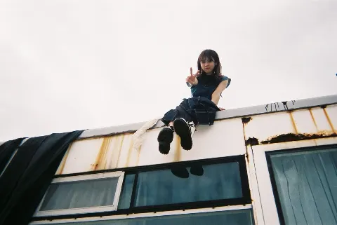 小林 由依｜MV＊（2021-04-09）｜8枚目
