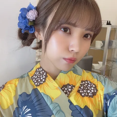 小林 由依｜新CM＊（2021-09-08）｜2枚目