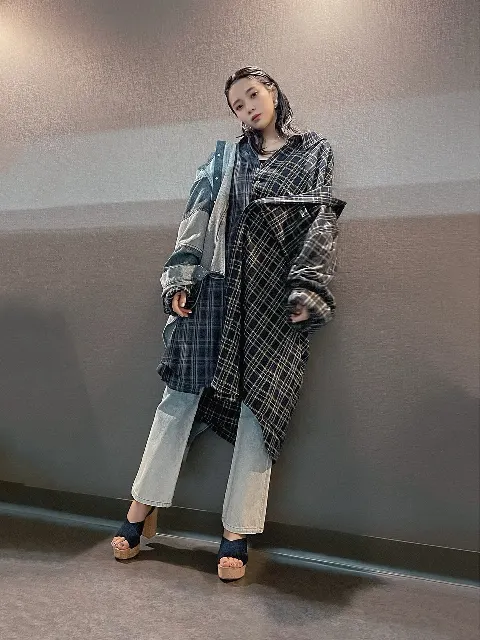 小林 由依｜👠＊（2022-03-22）｜2枚目
