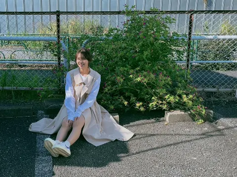 小林 由依｜🫧＊（2022-12-08）｜3枚目
