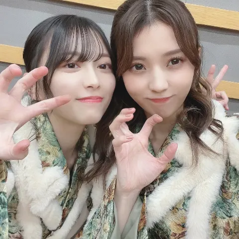 小林 由依｜🐅＊（2022-12-27）｜2枚目