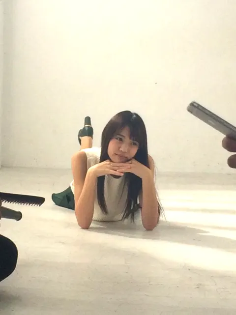 小林 由依｜発売じゃ。☆彡（2016-01-26）