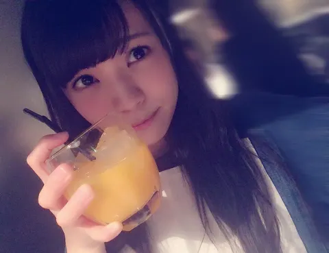 小林 由依｜雨は降ってません☆彡（2016-04-30）