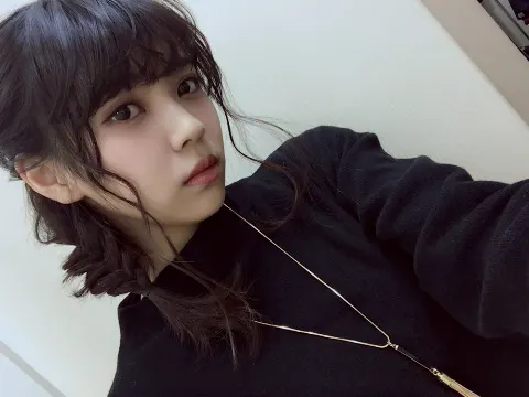 小林 由依｜電車が空いてた☆彡（2017-01-24）