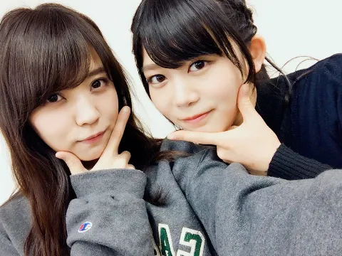 小林 由依｜家に帰ると花粉がすごすぎて毎日唸ってます。☆彡（2017-04-08）｜2枚目