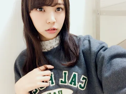 小林 由依｜家に帰ると花粉がすごすぎて毎日唸ってます。☆彡（2017-04-08）