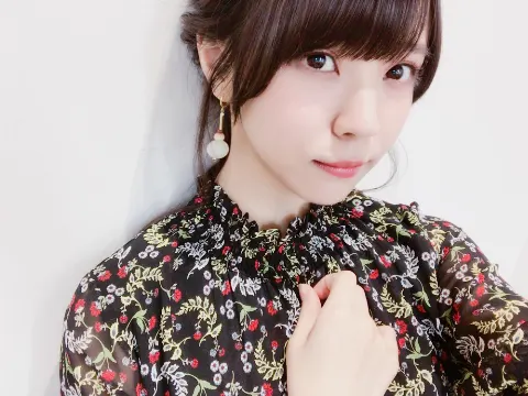 小林 由依｜暑いね。☆彡（2017-05-30）｜2枚目