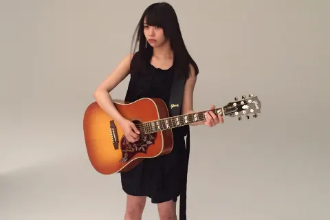 小林 由依｜隣の芝生は青く見える☆彡（2017-06-23）｜3枚目