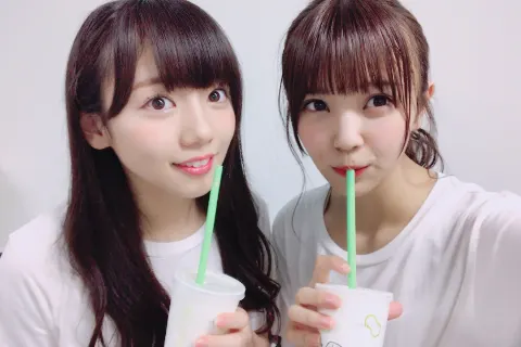 小林 由依｜もう8月終わっちゃうんだな〜☆彡（2017-08-24）｜2枚目