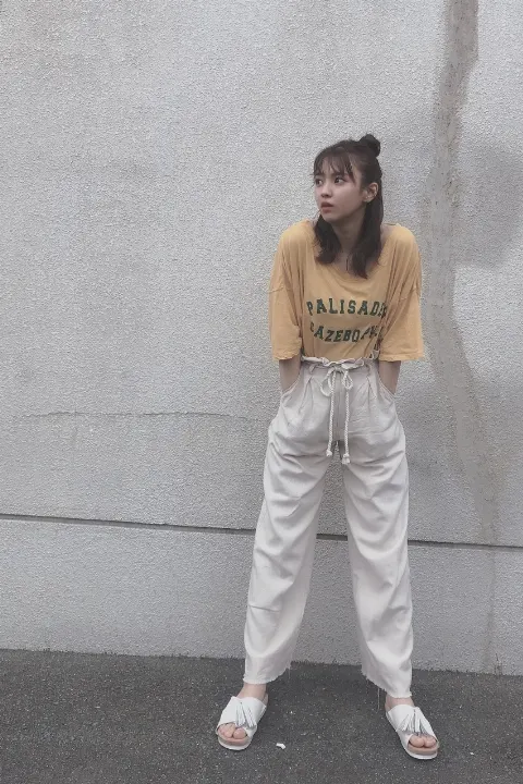 小林 由依｜私服と宣伝←。☆彡（2019-07-26）｜3枚目
