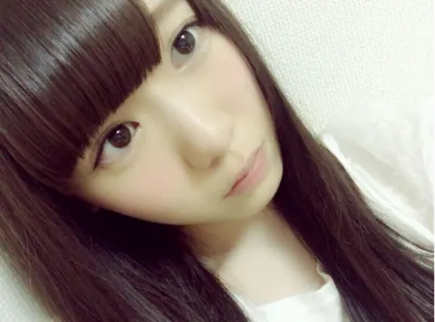 小池 美波｜隣に座っていたおばあちゃん。（2016-05-07）