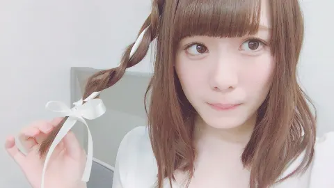 小池 美波｜個別握手会。（2017-02-20）｜2枚目