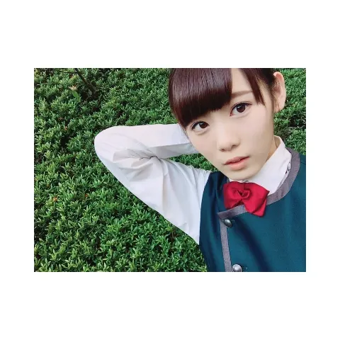 小池 美波｜花。（2017-05-06）｜3枚目