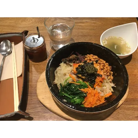 小池 美波｜一人ご飯。（2018-02-15）｜2枚目