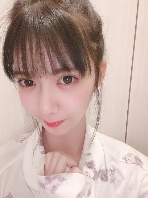 松平 璃子｜にゃん（2020-10-31）｜7枚目